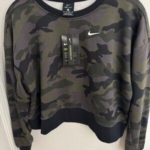 Nike Dri-Fit Camouflage Cropped Sweatshirt